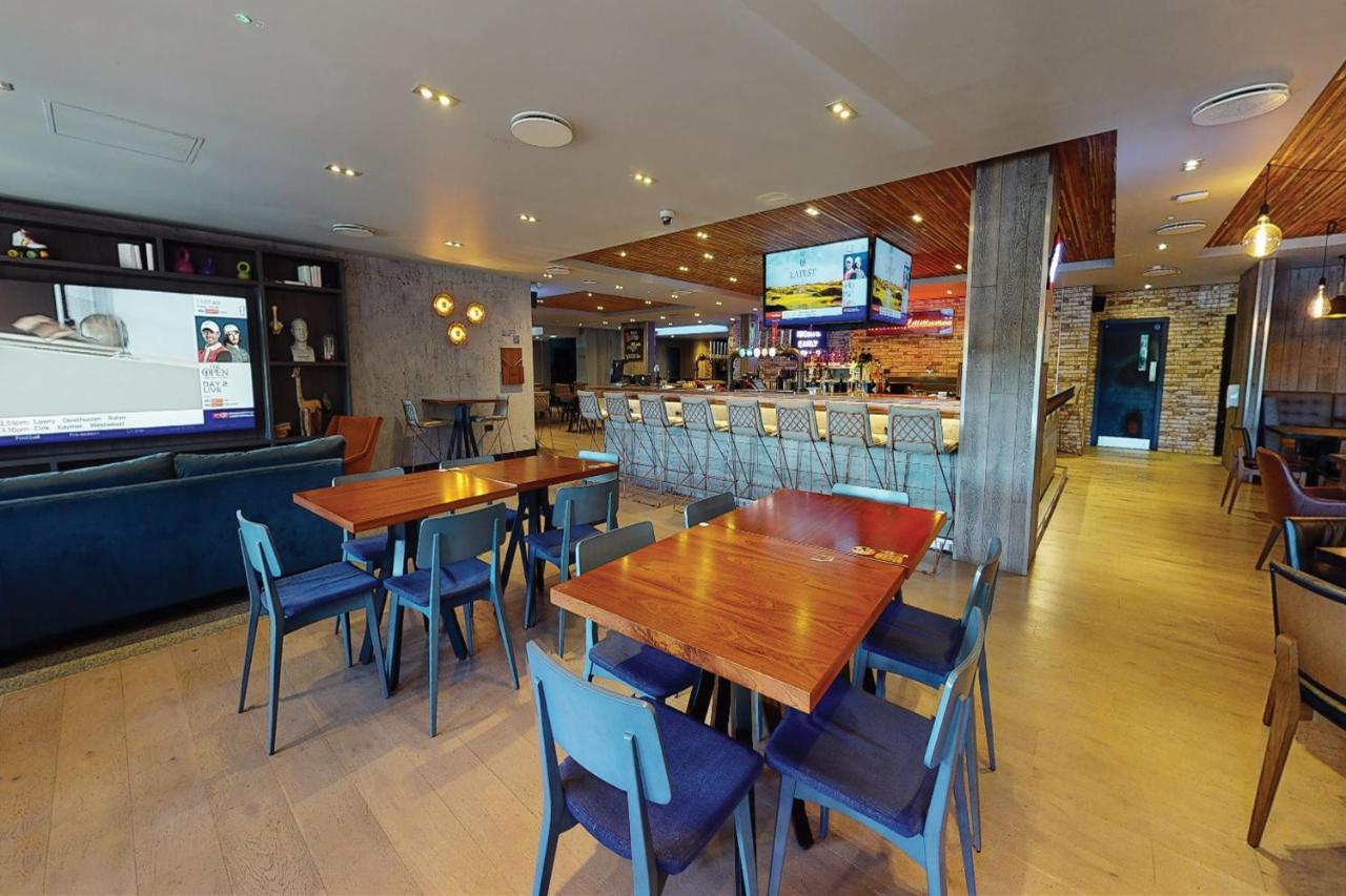 Village Hotel Manchester Bury Bury  Extérieur photo