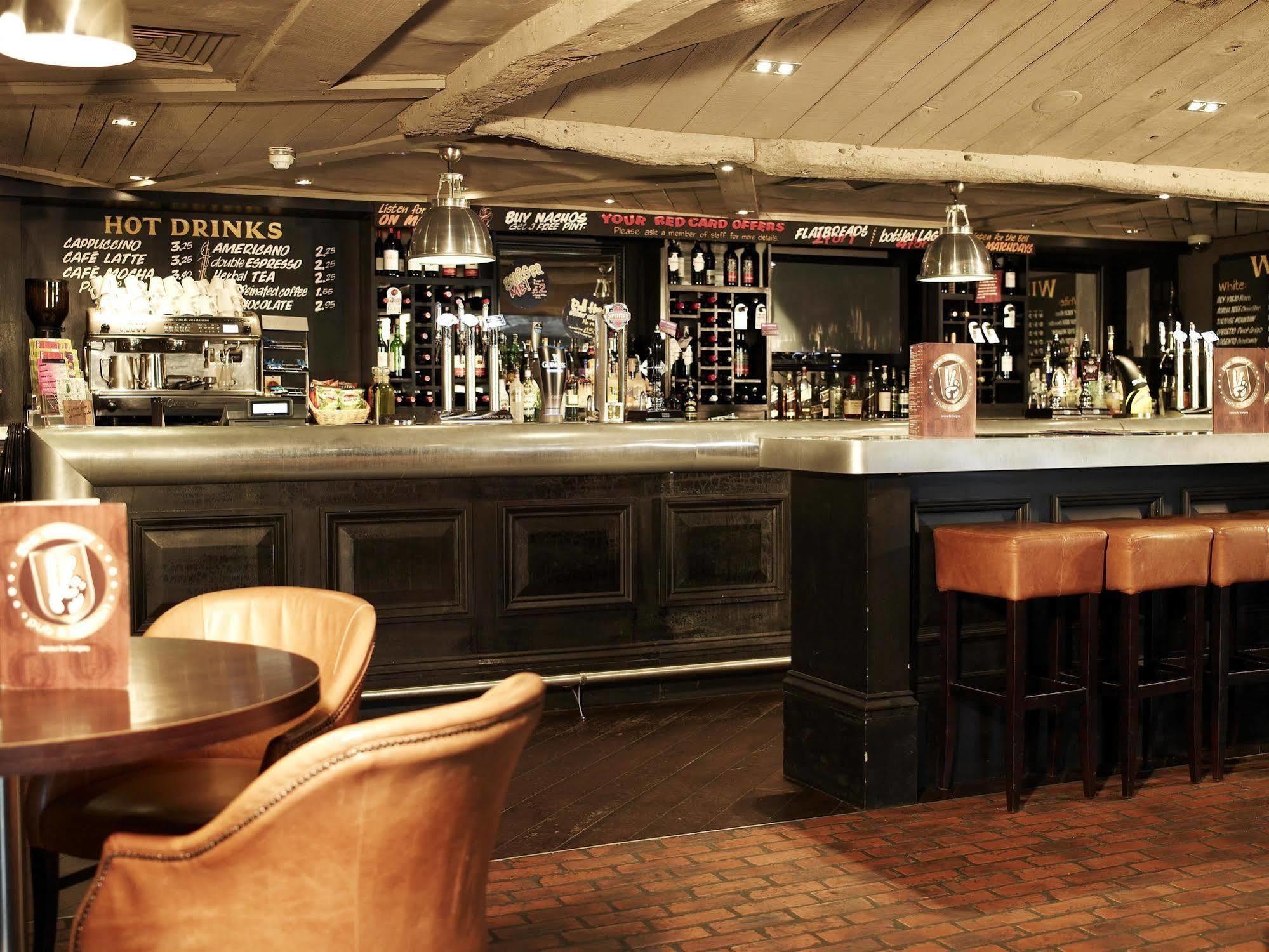 Village Hotel Manchester Bury Bury  Extérieur photo